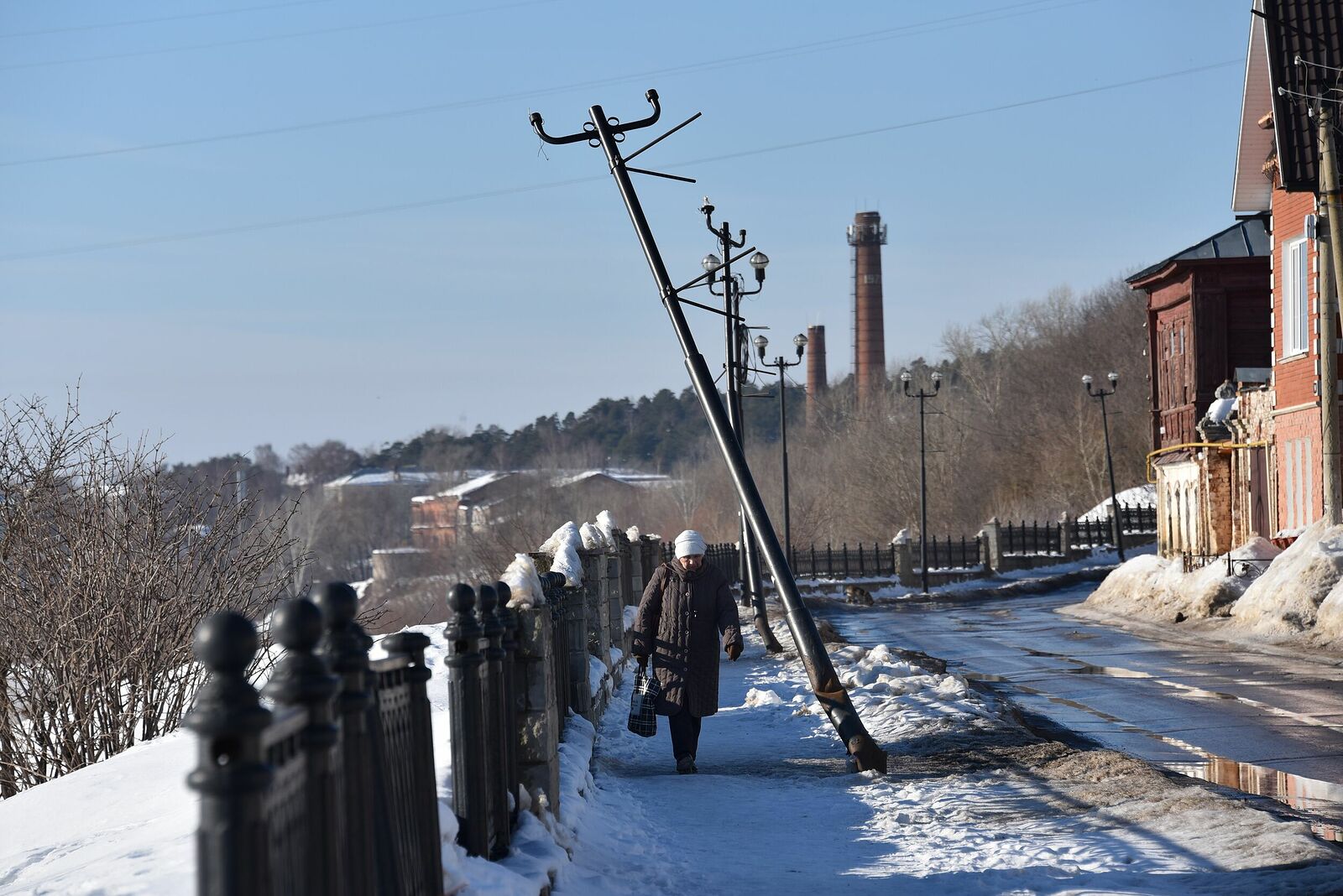 Photojournalist Anastasia Tsitsinova. Russia. Untitled Embankment, Kasimov, Ryazan region